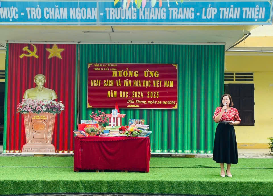 Hưởng ứng ngày sách và văn hóa đọc Việt Nam năm học 2024 - 2025